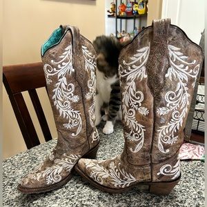 women’s floral western boots